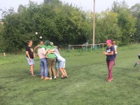 Играя, помогаем Играя, помогаем