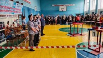 Финал соревнований по армрестлингу Финал соревнований по армрестлингу