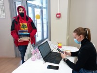 Акция "Подари книгу библиотеке" Акция "Подари книгу библиотеке"