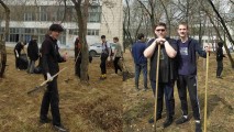 Техникум вышел на субботник Техникум вышел на субботник