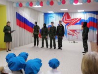 Курсанты военно-спортивного клуба «Барс» посетили детский сад №7 Курсанты военно-спортивного клуба «Барс» посетили детский сад №7