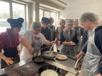 Мастер-класс по выпечке блинов