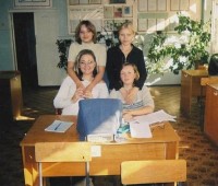 Татьяна Викторовна со своими одногруппницами