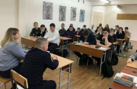 Студенты СМТТ встретились с сотрудниками полиции в День правовой помощи детям