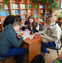 В библиотеке техникума выросла "умная" ёлка! В библиотеке техникума выросла "умная" ёлка!