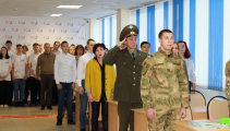 В техникуме открыли Парту Героя, в память о выпускнике, погибшем в СВО В техникуме открыли Парту Героя, в память о выпускнике, погибшем в СВО