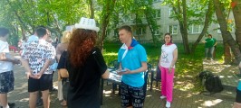 Техникум на празднике ко Дню города и Дню России Техникум на празднике ко Дню города и Дню России