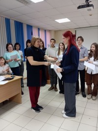 Чемпионат по чтению вслух «Для той, что дарует нам жизнь», посвященный Дню Матери. Чемпионат по чтению вслух «Для той, что дарует нам жизнь», посвященный Дню Матери.