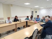 Круглый стол с выпускниками Круглый стол с выпускниками